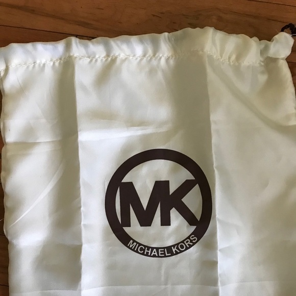 Set of Michael Kors Dust Bags - Picture 2 of 5